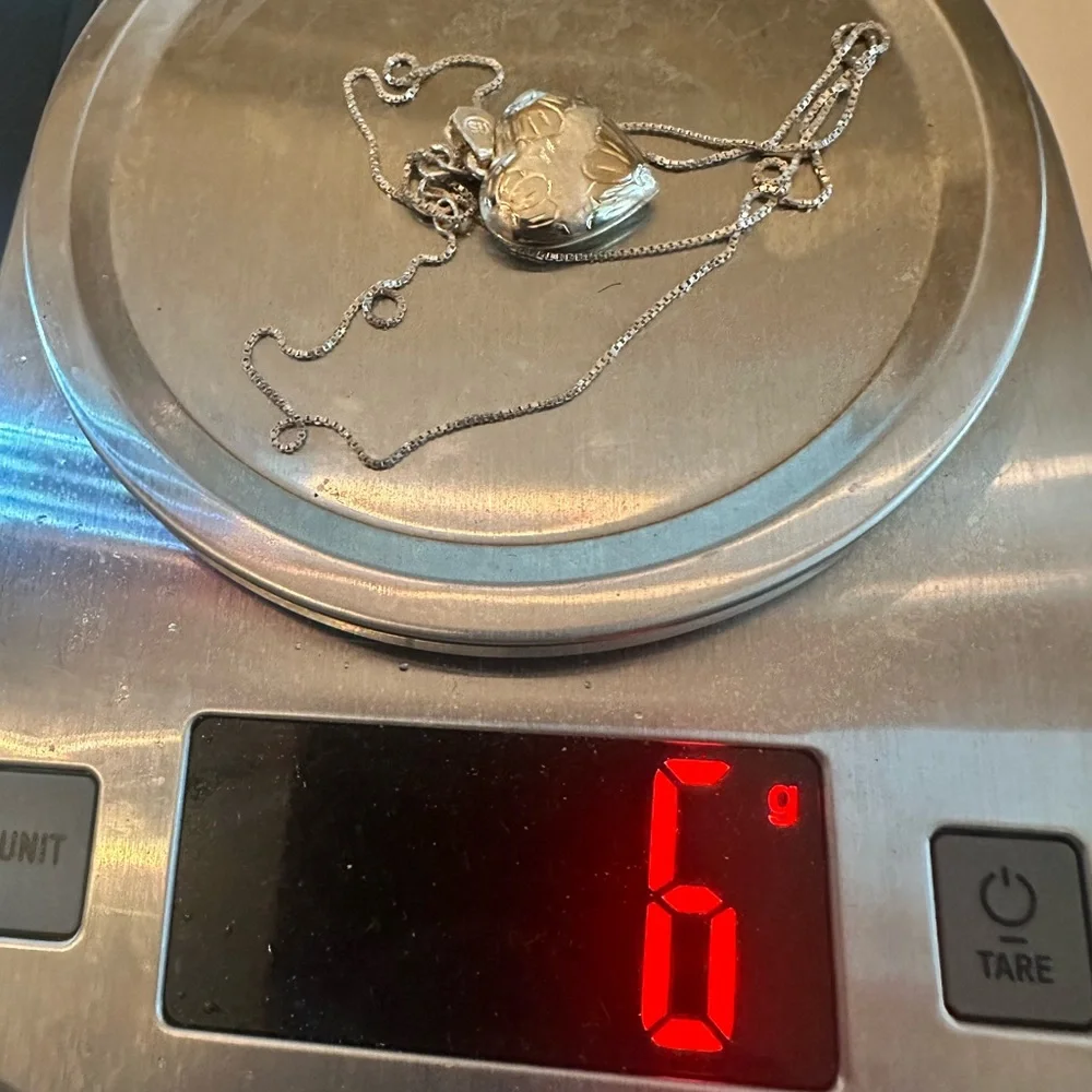 Vintage Sterling Silver Heart Locket Necklace 925 Floral Engraved giftable - Picture 5 of 7